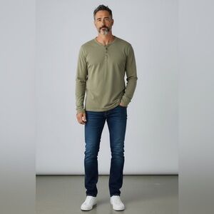 Lucky Brand Men’s Signature Wash Long Sleeve Small